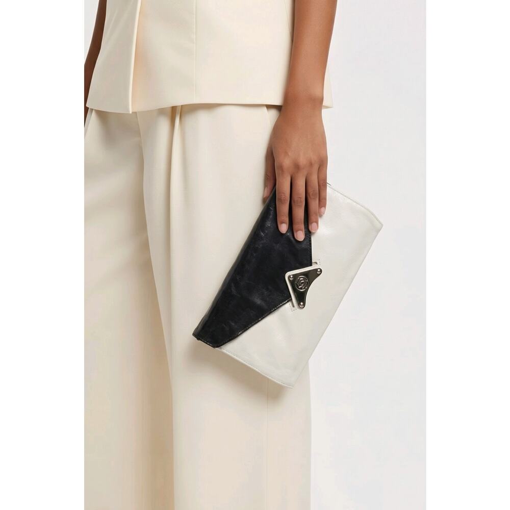 NWT BEBE Black White LEATHER Reversible Envelope Clutch Bag 11.5x7.5